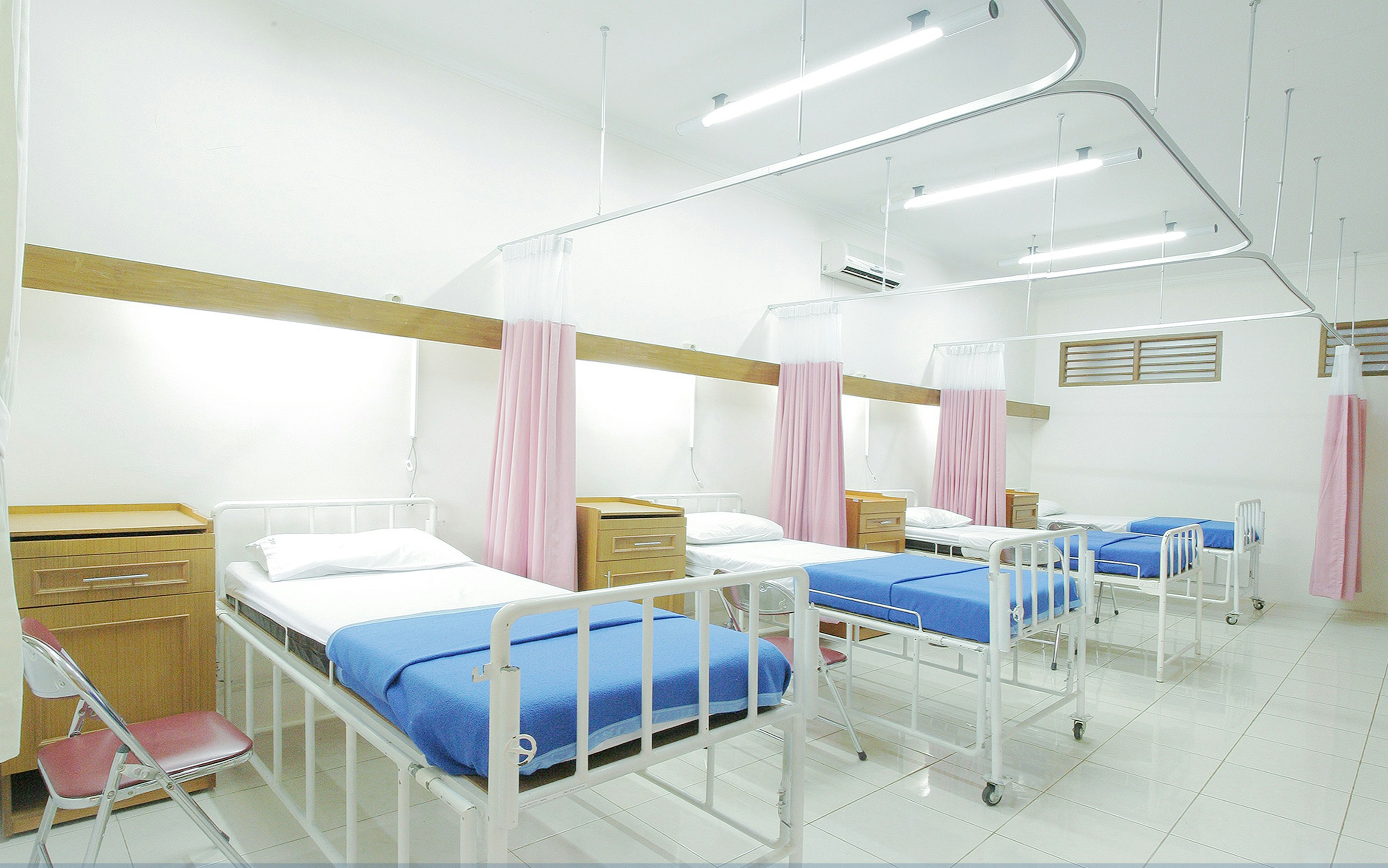 Light-filled hospital atrium